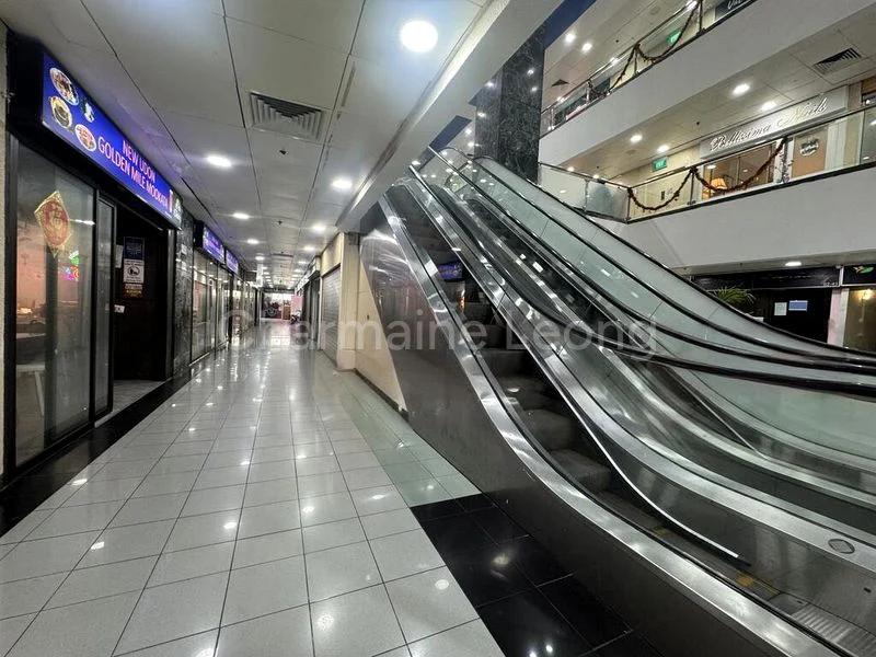 Shop / Shophouse for Rent in  Orchard Towers - Image 1